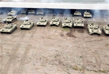 Привлеченные к учениям танковые подразделения выполняют задачи