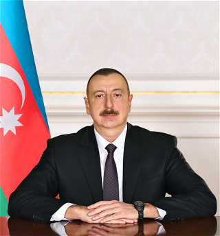 Азербайджанские студенты, обучающиесяза рубежом: «Господин Президент,мы благодарны Вам за то, что постояннонаходимся в центре Вашего внимания»