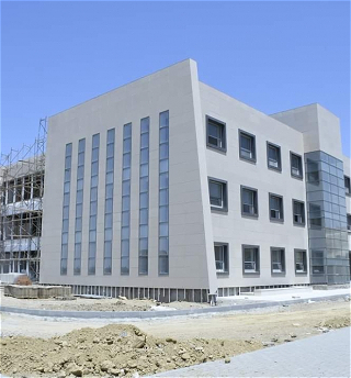 Завершается строительствоАбшеронской центральнойрайонной больницы