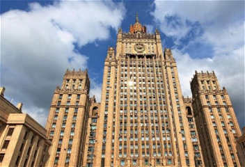 МИД РФ: «Россия продолжит выполнятьсвою посредническую миссию в контактахс Баку и Ереваном»