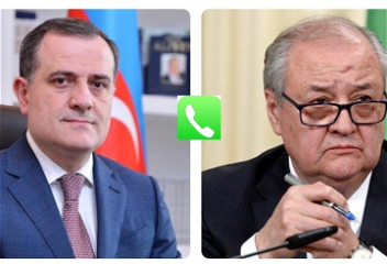 Обсуждены различные аспекты двустороннегосотрудничества между Азербайджаном и Узбекистаном