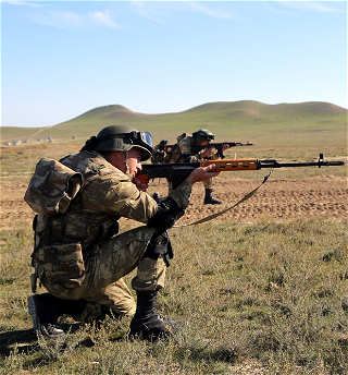 Подразделения вооруженных сил Армении, используя крупнокалиберные пулеметы, нарушили режим прекращения огня 30 раз