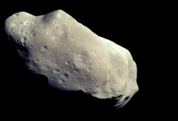 На астероиде Бенну нашли следы потоков воды