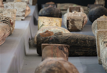 Эксперт рассказал, чем уникальны найденные в Египте саркофаги