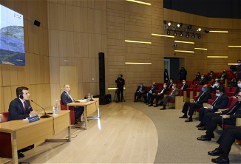 Состоялась пресс-конференция, посвященнаявизиту в Азербайджан делегации ИСЕСКО
