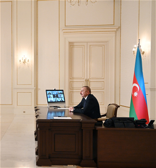 Президент Ильхам Алиев принял в видеоформатенового президента Европейского банкареконструкции и развития