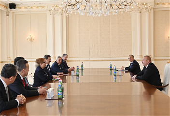 Президент Ильхам Алиев принял делегациюво главе с министром торговли Турции