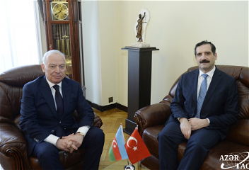 В Конституционном суде Азербайджанской Республики состоялась встреча с послом Турции в нашей стране