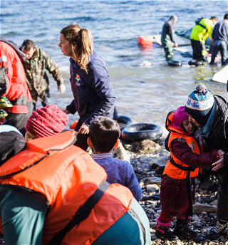Все больше мигрантовгибнут при попытке пересечьСредиземное море