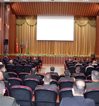 В Баку проходит 13-е заседание Азербайджано-турецкого военного диалога высокого уровня