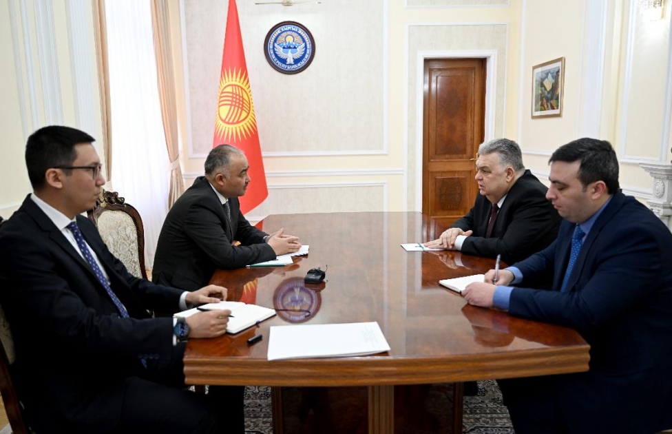 Спикер Жогорку Кенеша Кыргызстана и посол Азербайджана обсудили межпарламентское сотрудничество