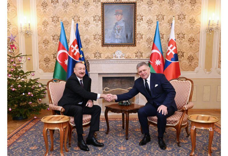 С нами лучше дружить