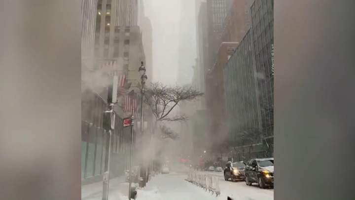 Жителю Манхэттена после снежной бури показалось, что он в Сибири