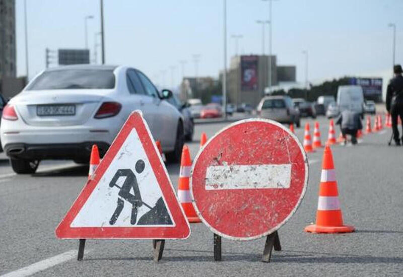 В Баку на участке проспекта Бабека полностью ограничат движение транспорта