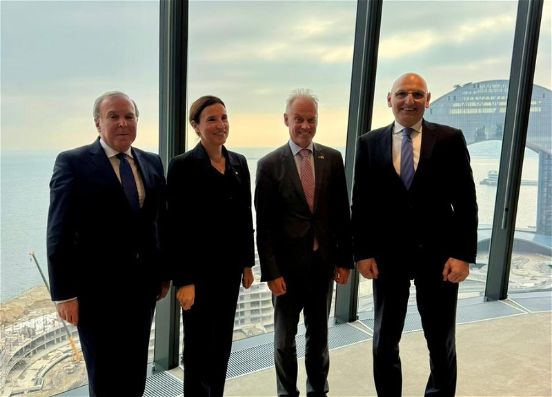 Представитель ЕС провёл переговоры с официальными лицами Азербайджана