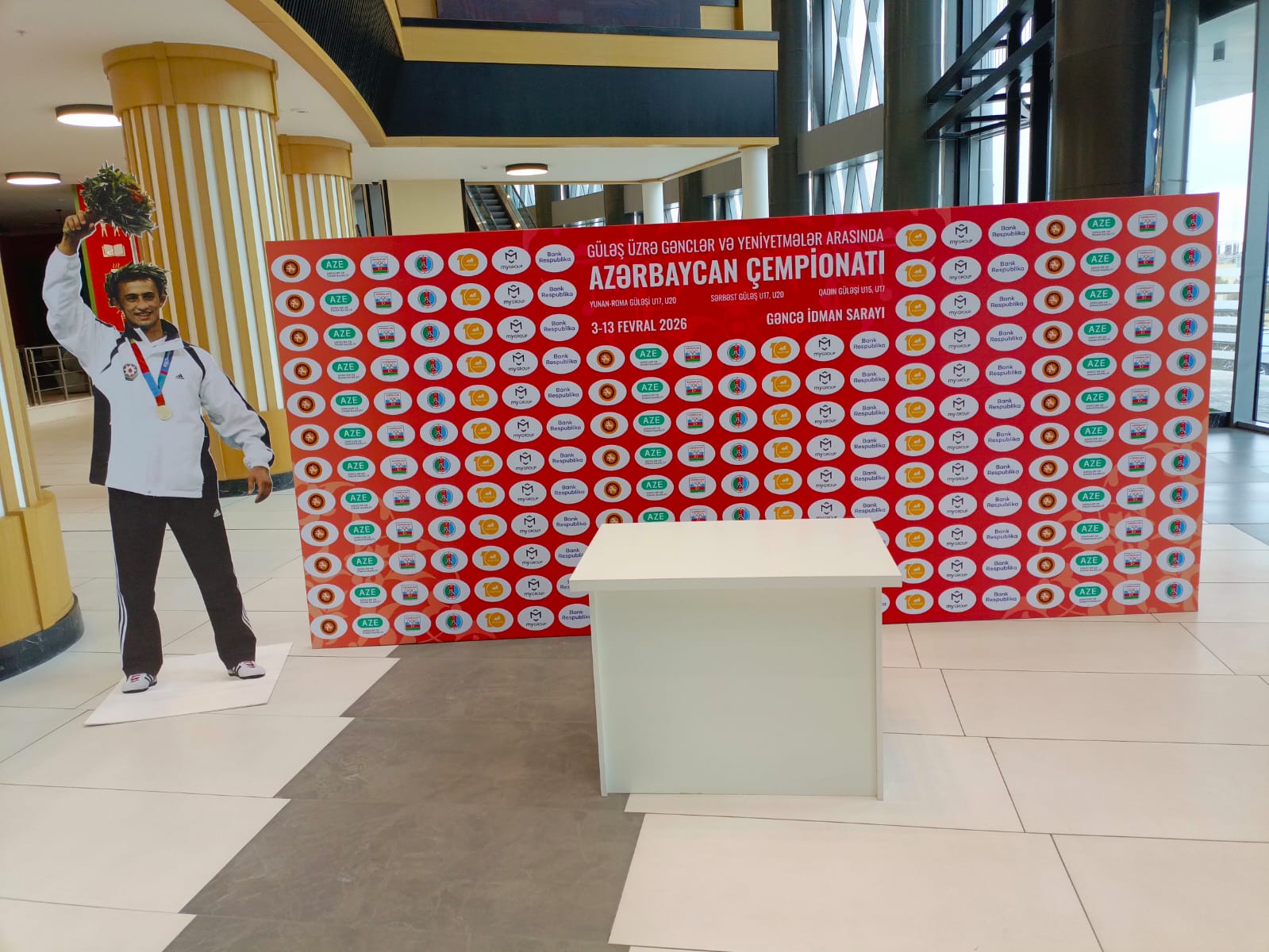 Турнир набирает обороты