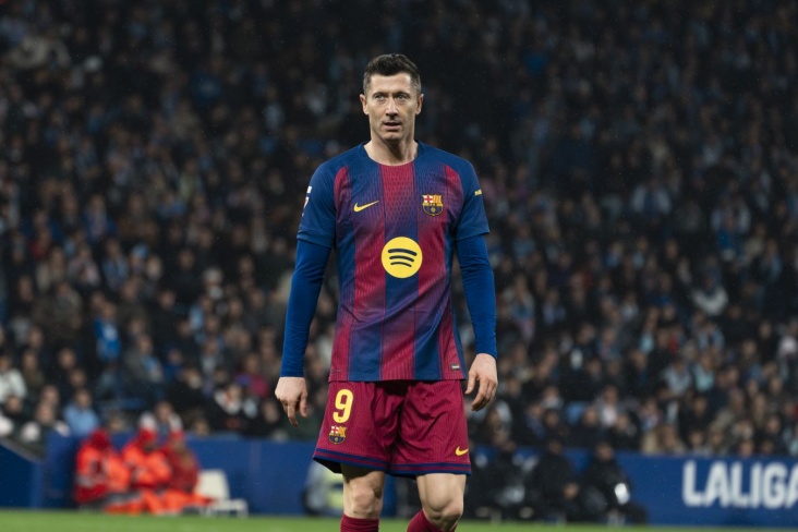 Левандовски повторил достижение Месси и Роналду