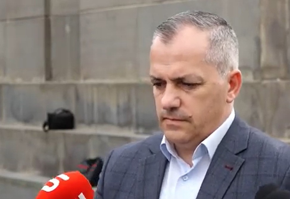 В круговороте лжи