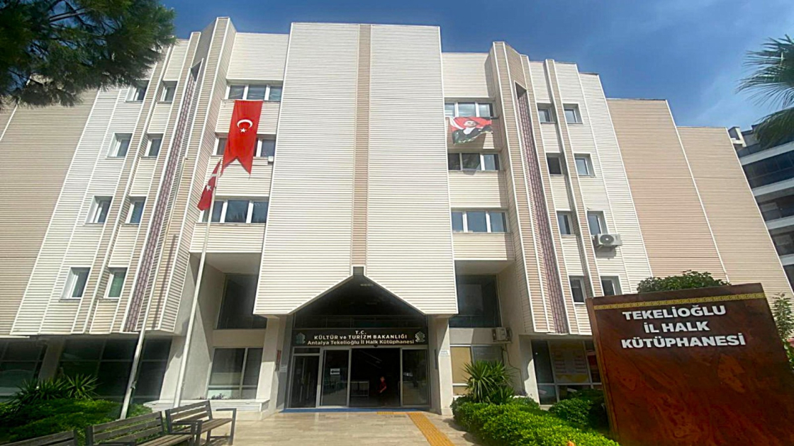 В дар турецким читателям