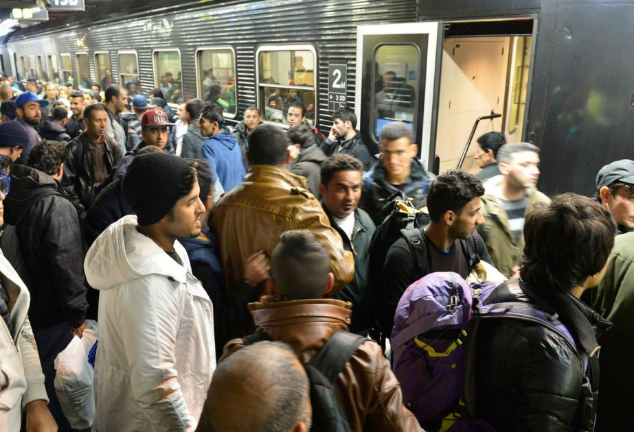 Миграционная политика Швеции становится жестче