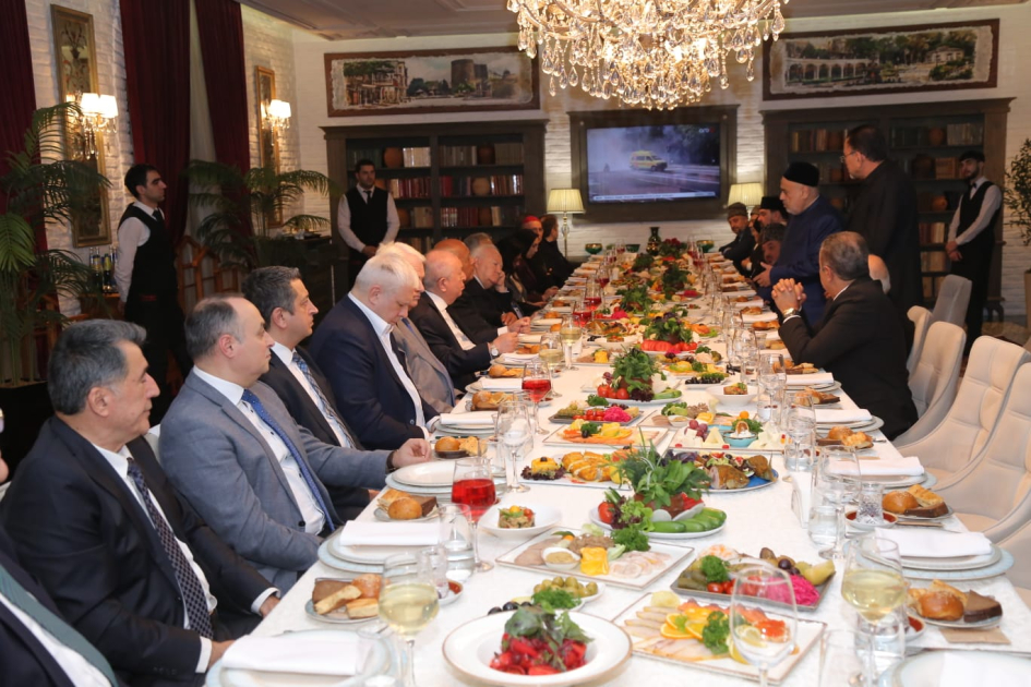 Ифтар для участников Глобального Бакинского форума