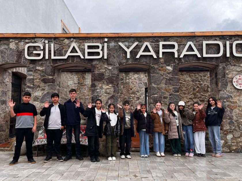 Радостные моменты во время каникул лачинских школьников