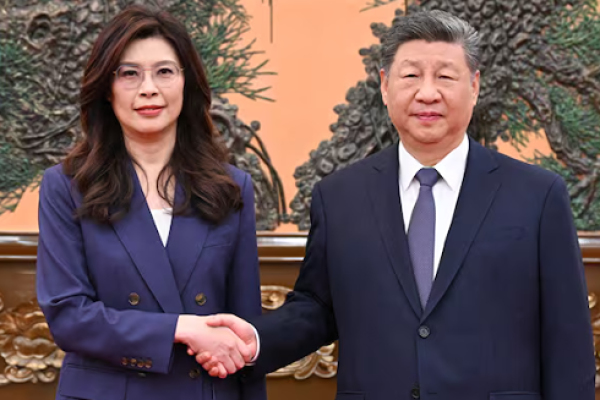 Лидер оппозиции прилетела к Си и заговорила о войне 
