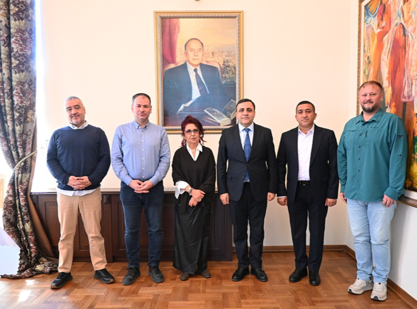 
Азербайджанские и турецкие археологи изучат Кура-аразскую культуру