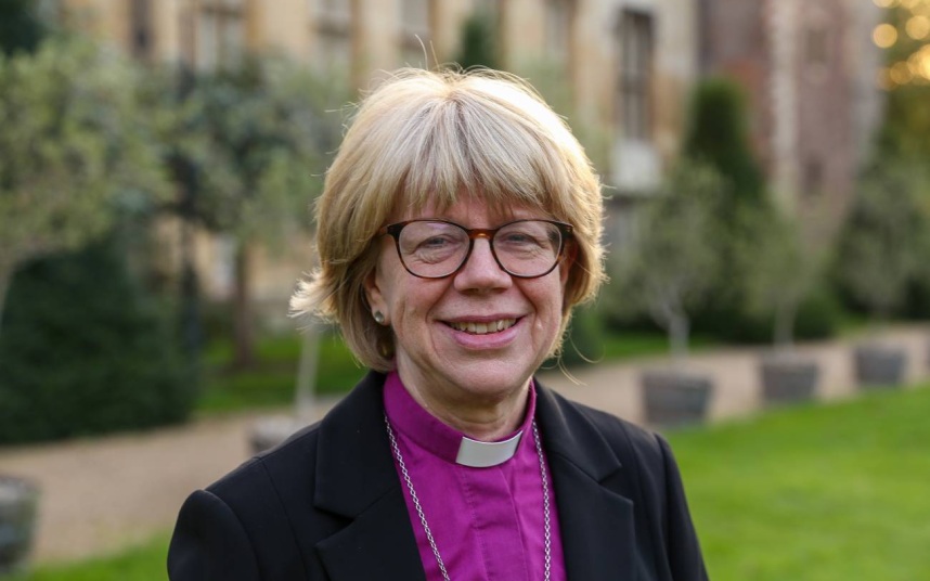 Духовный глава Церкви Англии поддержала Папу Римского в споре с Трампом