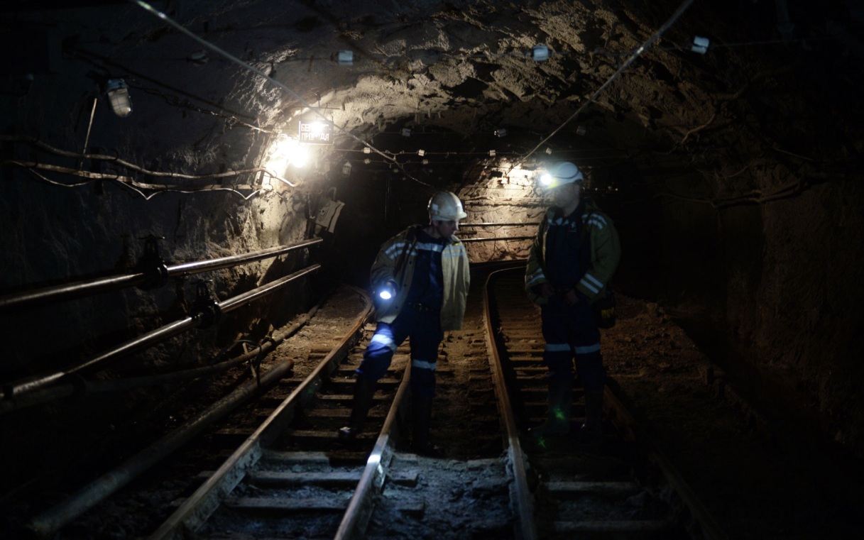 В Кузбассе эвакуируют шахтеров из-за превышения уровня угарного газа