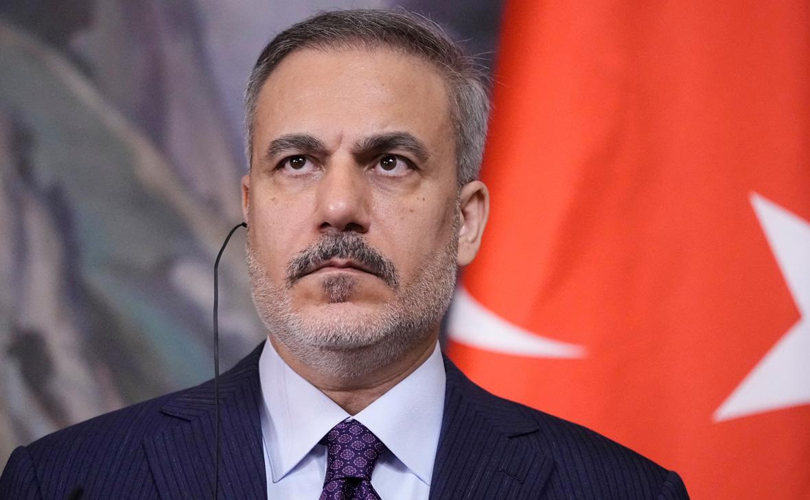 Фидан призвал переключить внимание на Украину после завершения кризиса в Иране