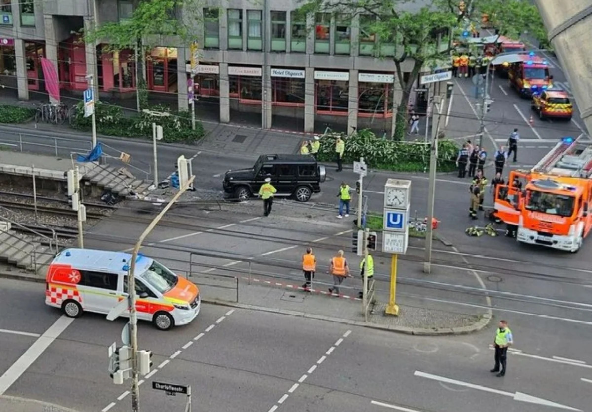 
В Германии в результате взрыва один человек погиб, четверо ранены