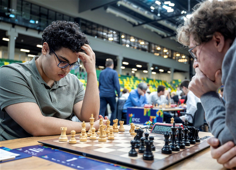 Азербайджанские шахматисты - в топ-5 после 10 туров на индивидуальном чемпионате Европы