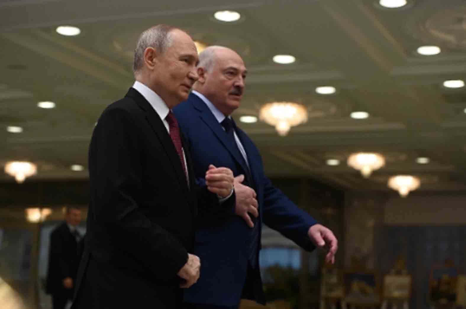 Лукашенко призывает США договариваться с Путиным