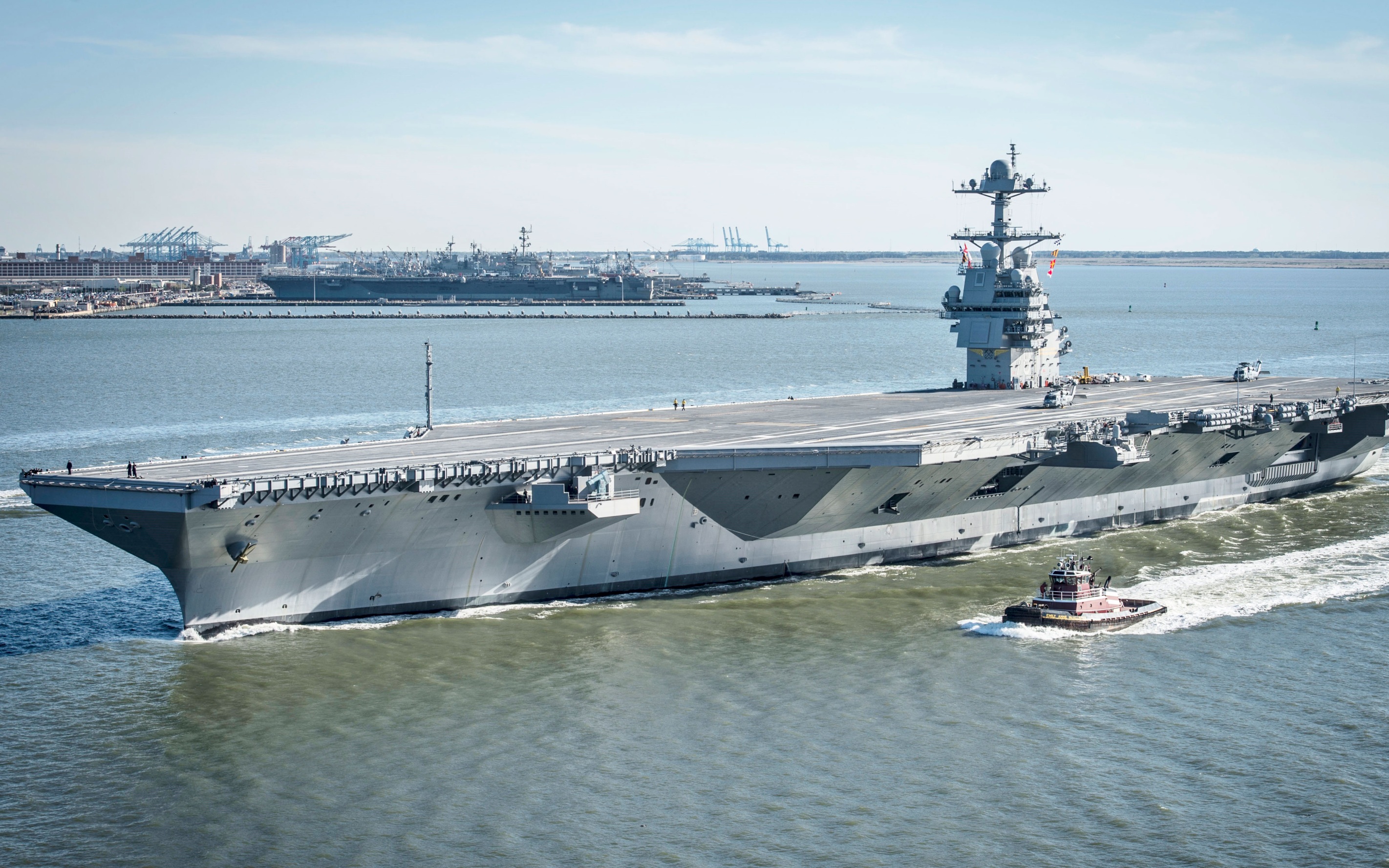 Американский авианосец USS Gerald R. Ford снова прибыл на Ближний Восток