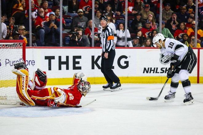 &laquo;Лос-Анджелес&raquo; в гостях проиграл &laquo;Колорадо&raquo; со счетом 1:2