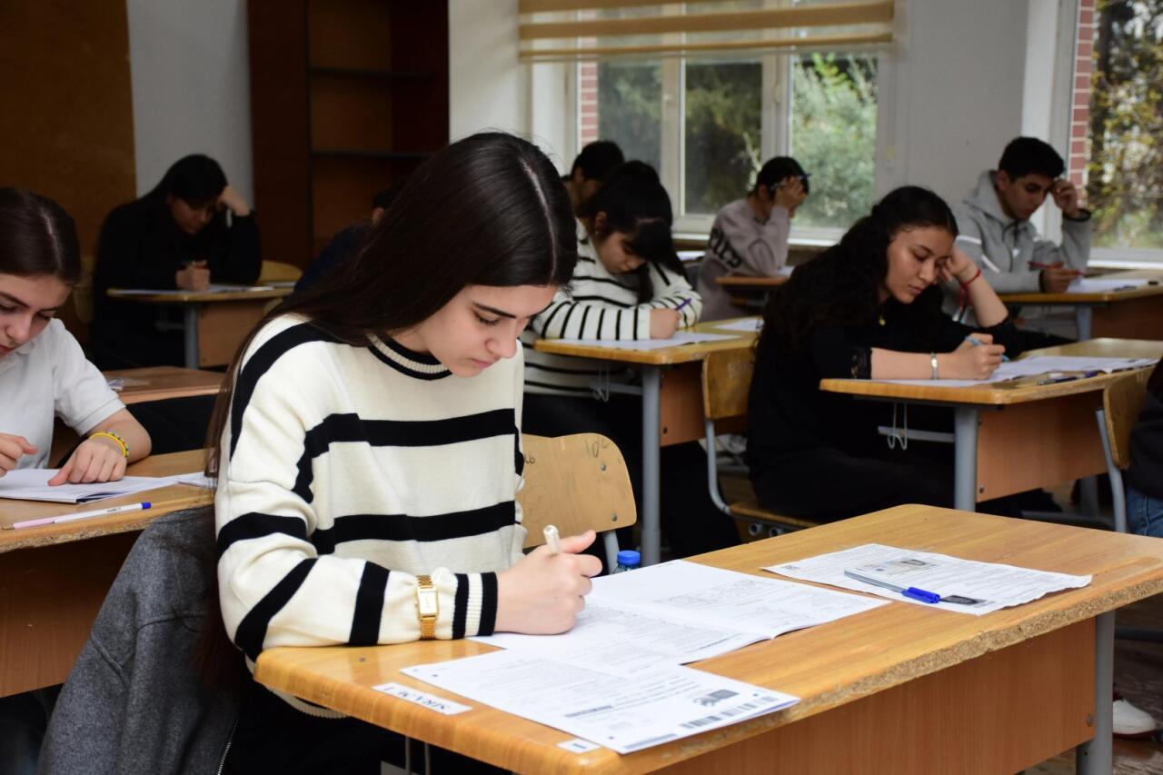 В Азербайджане пройдут выпускные экзамены для учащихся IX классов