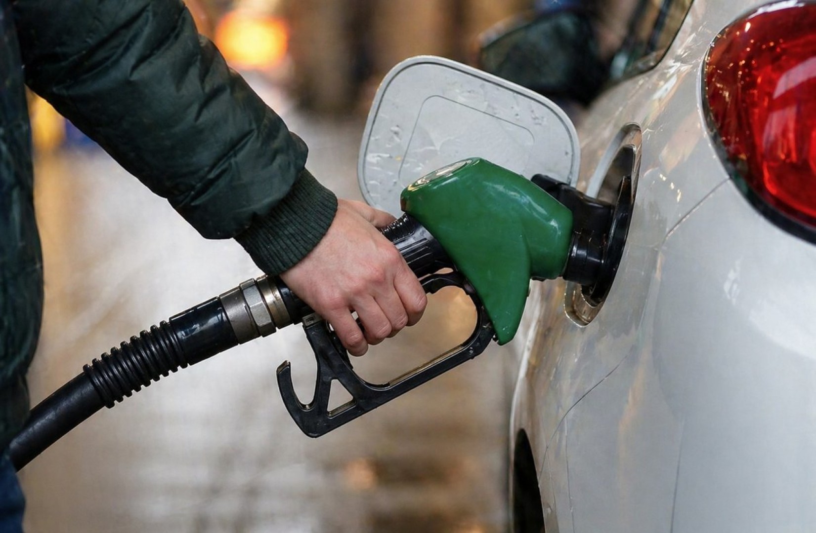 
Италия продлит снижение акцизов на топливо на фоне роста инфляции