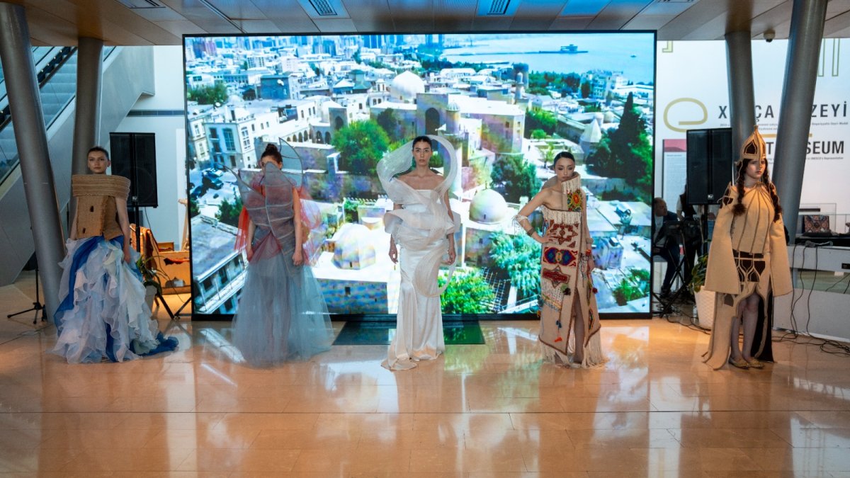 
В Азербайджанском национальном музее ковра фестиваль Eco-Art