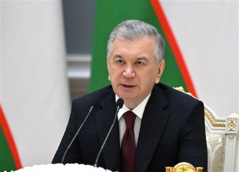 Шавкат Мирзиёев поблагодарил Ильхама Алиева за безупречную организацию WUF13
