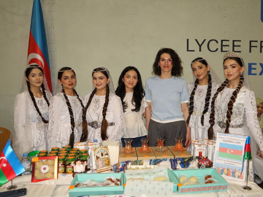 
Азербайджан принял участие в проекте Spring Bazaar в Москве
