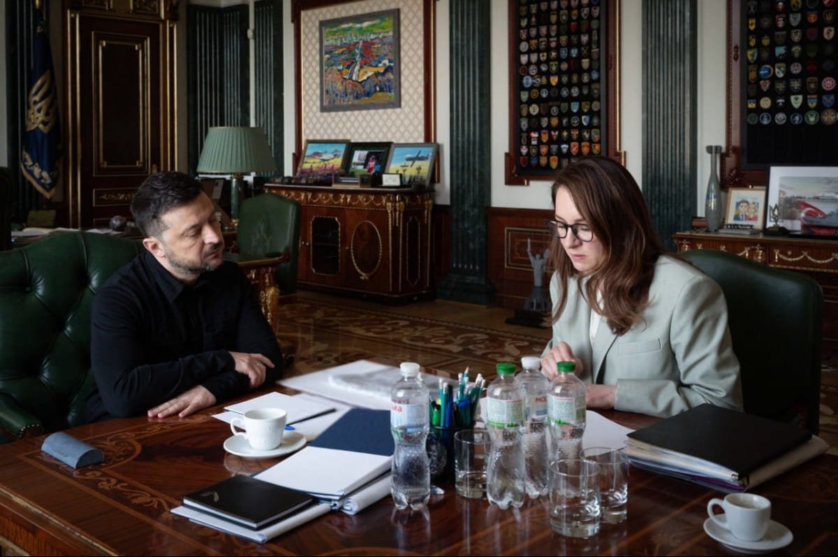 Зеленский убеждает Свириденко стать послом