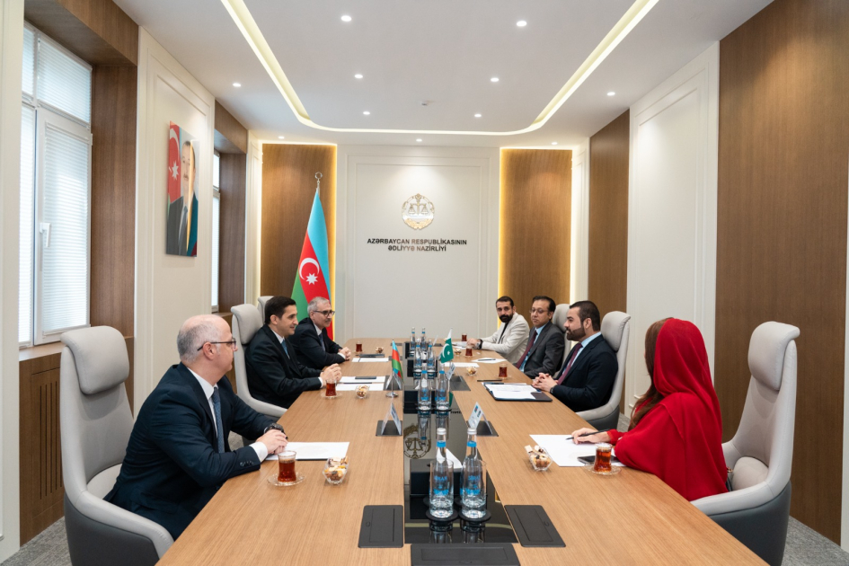 
Расширяется сотрудничество между органами юстиции Азербайджана и Пакистана