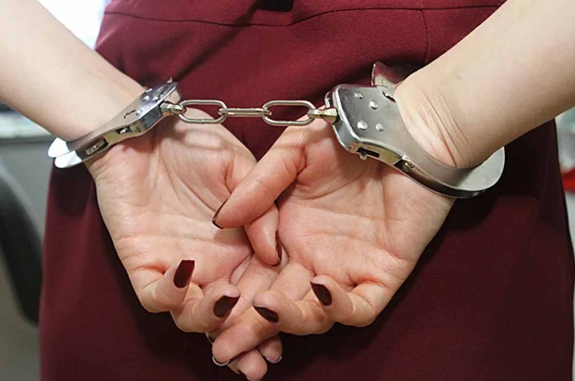 Во Франции арестовали женщину, в чьей квартире нашли останки пяти младенцев