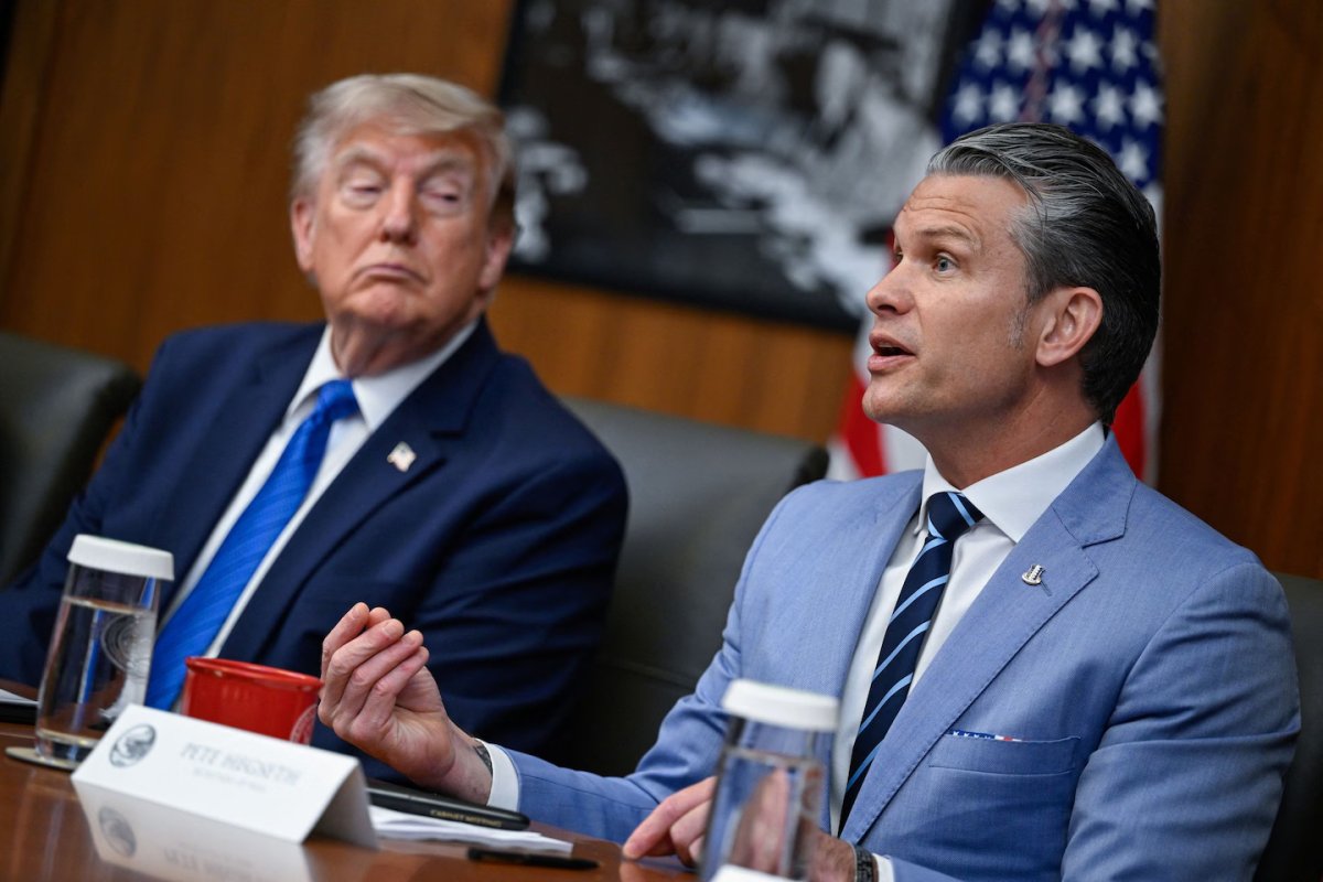 
Трамп недоволен и требует отчета у шефа Пентагона