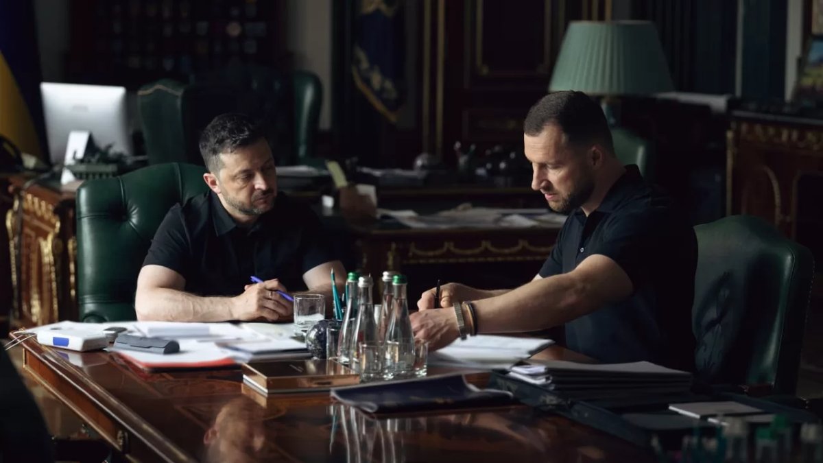В Украине назначен новый министр обороны: Зеленский поставил Хмаре ключевые задачи

