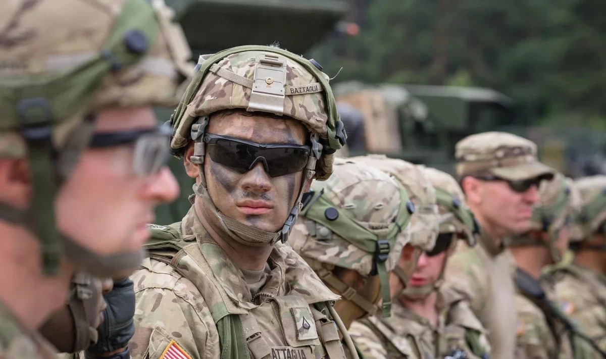 
FT: США рассматривают возможность сокращения военного контингента в Персидском заливе