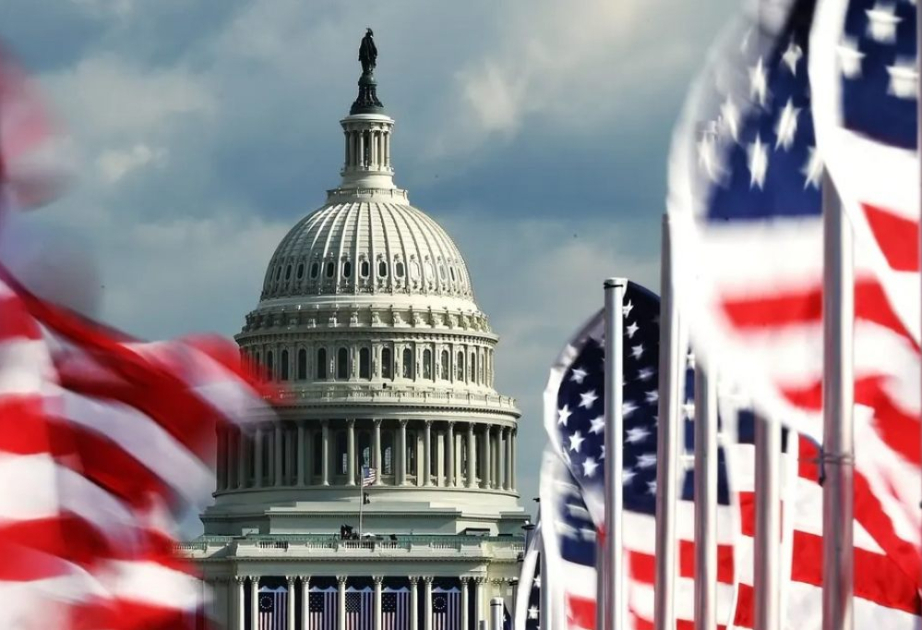 
Законопроект о стратегическом крипторезерве США прошел комитет Палаты представителей