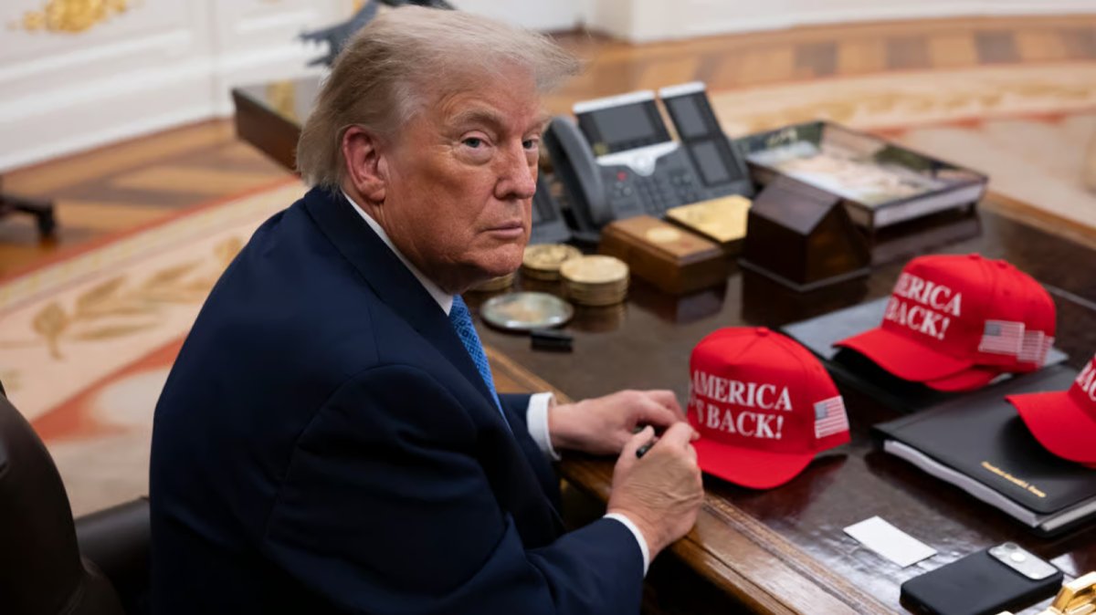Трамп подозревает Украину в попытке навредить республиканцам на выборах