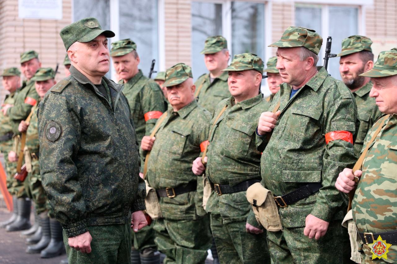 Беларусь планирует создать более тысячи отрядов народного ополчения